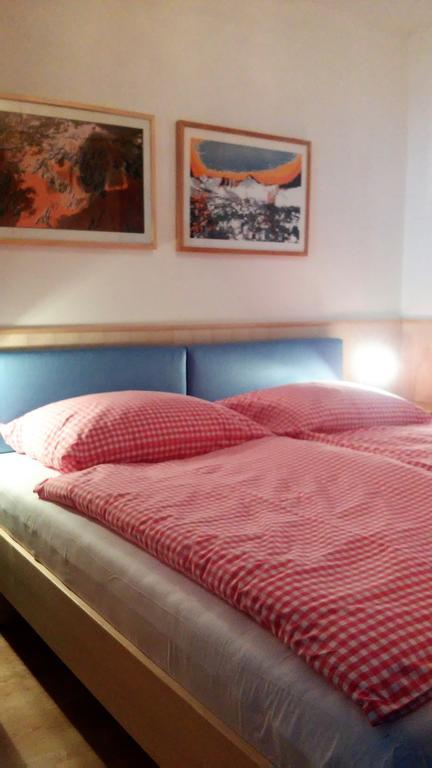 Ferienwohnung Im Haus Edelweiss Treffen Exteriér fotografie